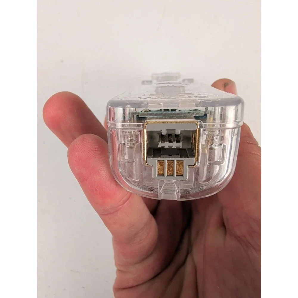 NYKO CLEAR WAND CONTROLLER WIIMOTE REMOTE FOR NINTENDO Wii